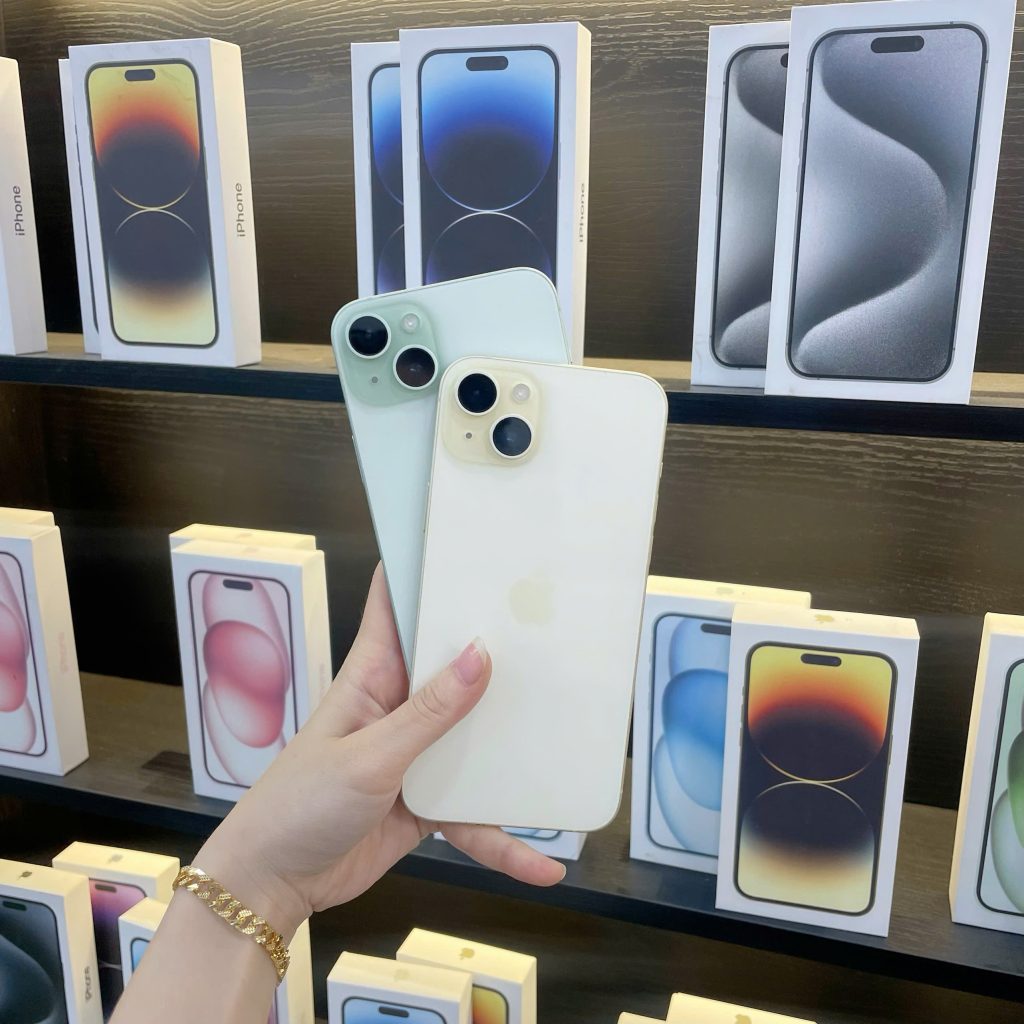 iPhone 15 Plus màu xanh và vàng tại Táo 247 Đà Nẵng