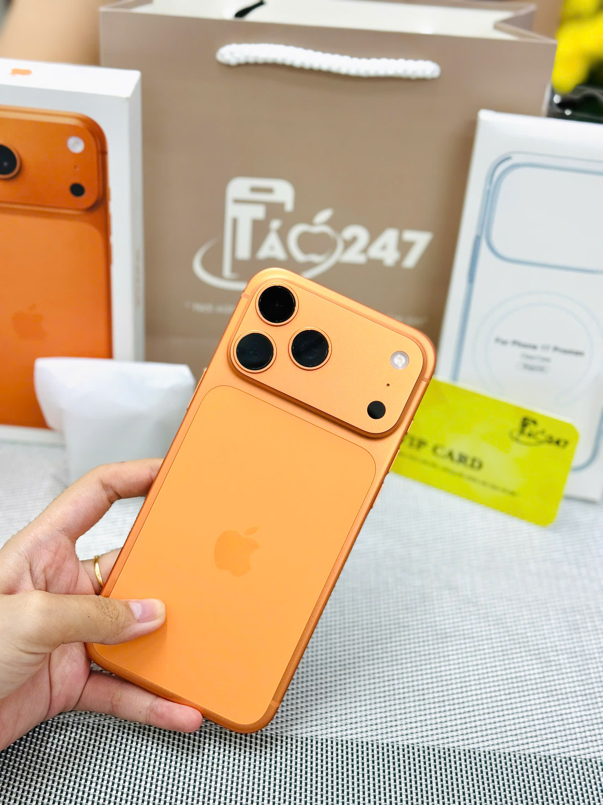 iPhone 17 cũ màu cam 99% tại Táo 247 Đà Nẵng – hàng zin đẹp, chính hãng Apple
