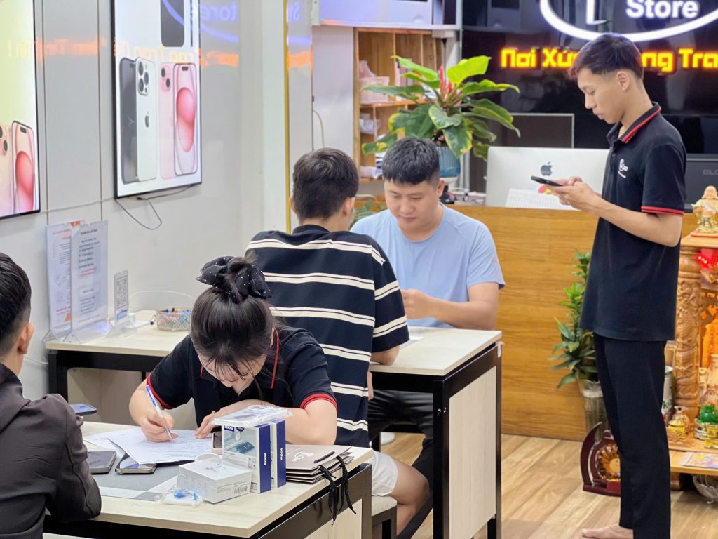 Giá iPhone cũ tại Đà Nẵng 2025 – khách hàng tin tưởng chọn mua iPhone cũ uy tín tại Táo 247