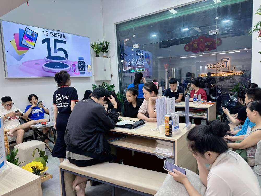 Shop iPhone cũ giá rẻ Hồ Chí Minh – Táo 247 Gò Vấp, cửa hàng đông khách, uy tín hàng đầu TP.HCM