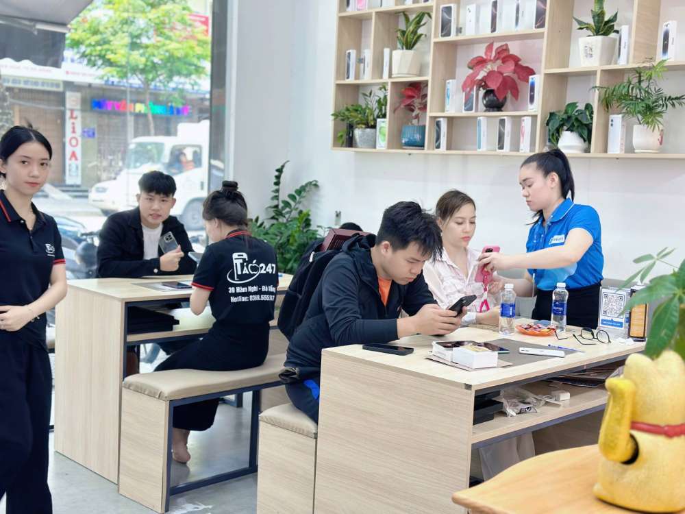 iPhone cũ giá tốt Hồ Chí Minh tại Táo 247 Gò Vấp – cửa hàng iPhone zin 100%, bảo hành dài hạn.