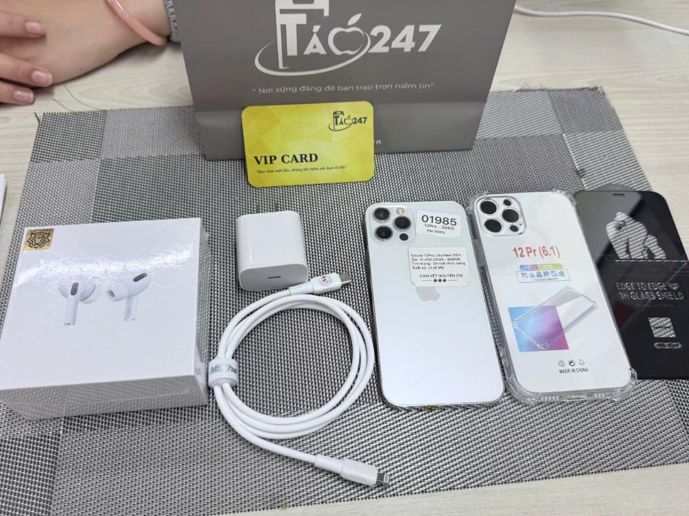 iPhone 12 Pro cũ like new tại Táo 247 Đà Nẵng full phụ kiện chính hãng
