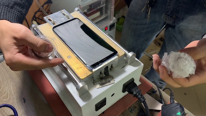 Kỹ thuật ép kính màn hình iPhone tại Táo 247 Đà Nẵng